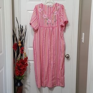 Woman Within Searsucker Size Medium Stripe House Dress Duster with Pockets